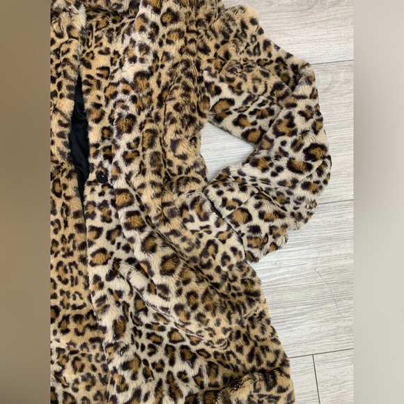 Aakaa Leopard Jacket - Picture 5 of 6